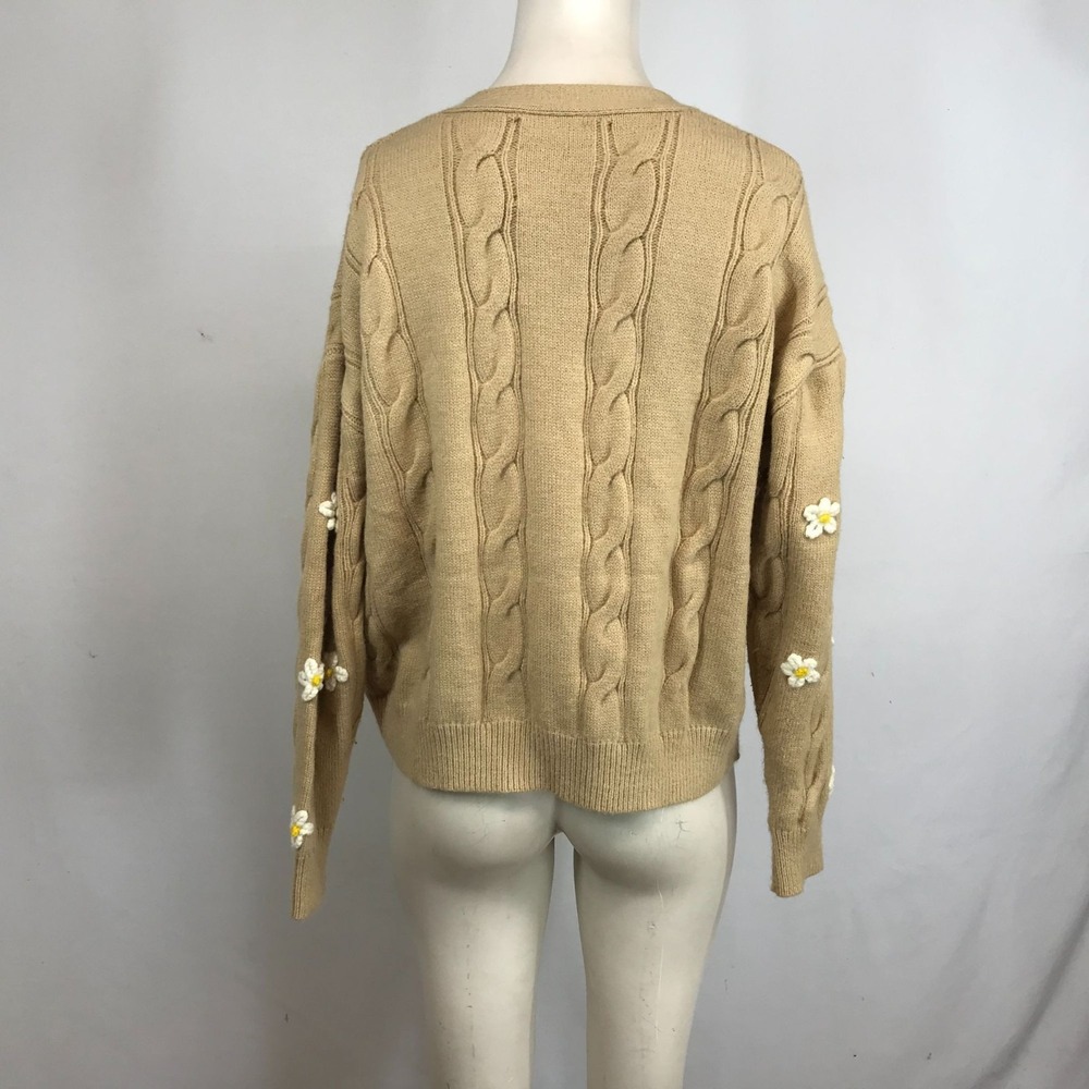 & MERCI - WOMEN'S SMALL - TAN W/FLOWERS LONG SLEEVE CABLIE KNIT V NECK CARDIGAN - Picture 5 of 8